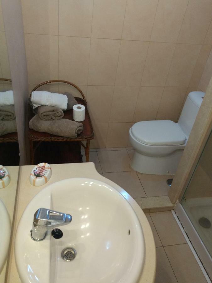 First Line Costa Del Sol Beach Suites Fuengirola Eksteriør billede